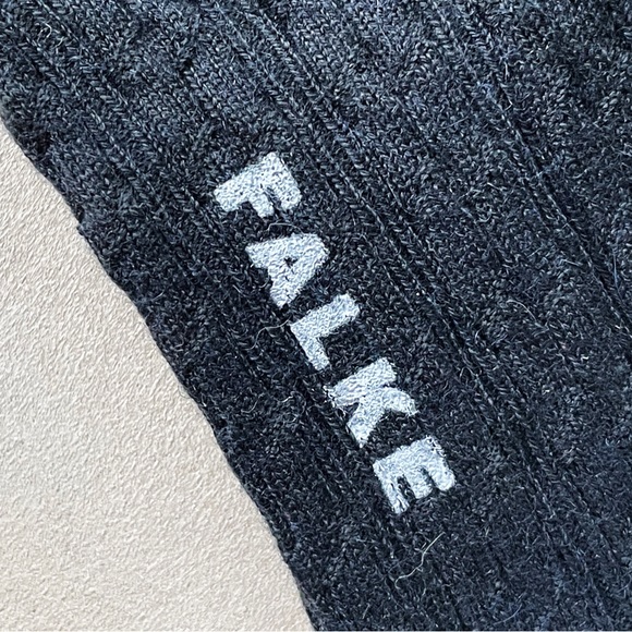 Falke Seasons Black Socks - Picture 5 of 6